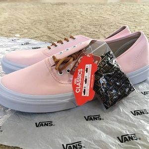 Vans Classics - New w/o box. Size 10 Pink